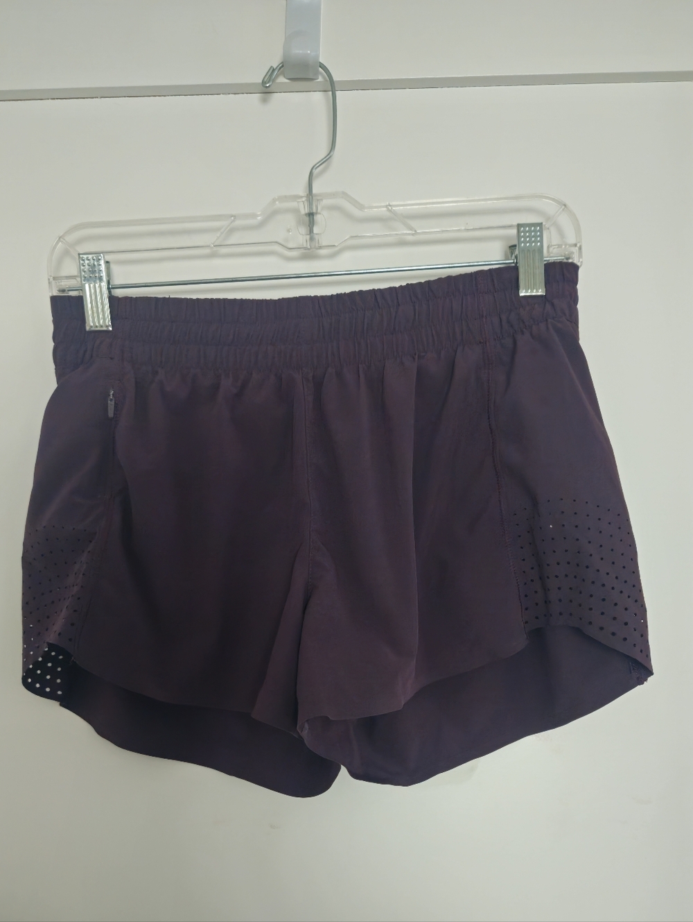 Athleta Hustle 3" Running Shorts - XS.  Plum/ Purple